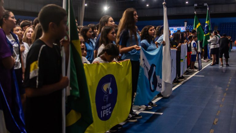 Paranaguá abre 50º Jogos Municipais Escolares 2026 com presença de atletas olímpicos e 10 modalidades esportivas