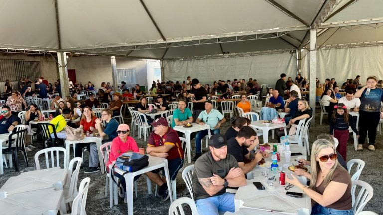 Festa do Produtor Rural reúne famílias, fortalece tradição e valoriza a produção agrícola de Paranaguá