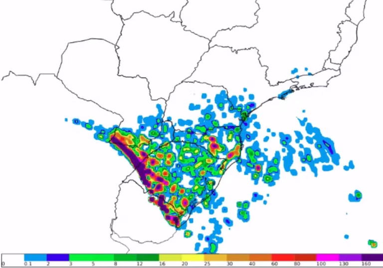 Formação de “ciclone bomba” coloca todo o Paraná em atenção para temporais e ventos de até 100 km/h